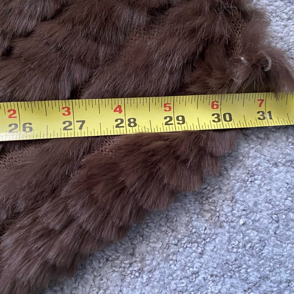 Luxurious Brown Rabbit Fur Poncho - Picture 12 of 12